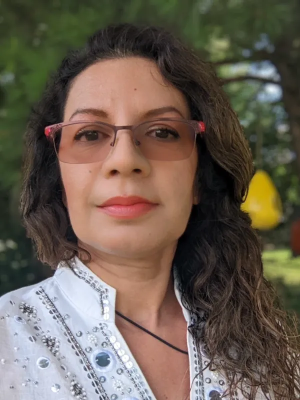A photo of Parvaneh Hosseini